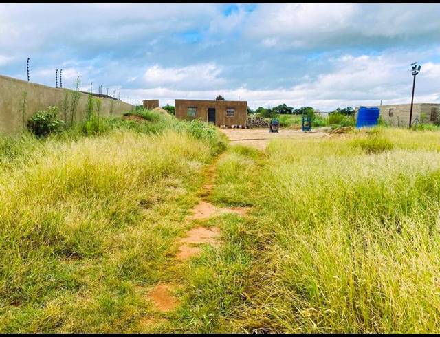 2 BEDROOM HOUSE FOR SALE IN MANKWENG